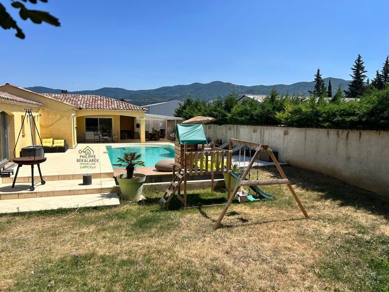 Fonds de commerce - 600 m²