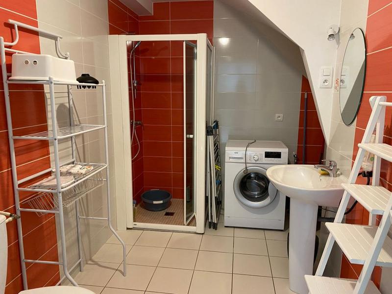 Appartement - 65 m² - 2 pièces