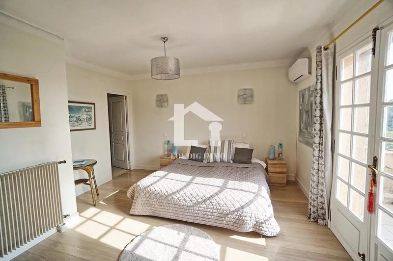 Villa - 150 m² - 5 pièces