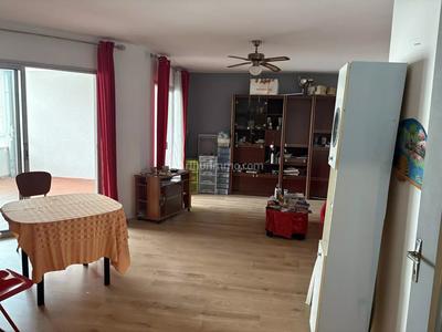 Appartement - 83 m² - 3 pièces