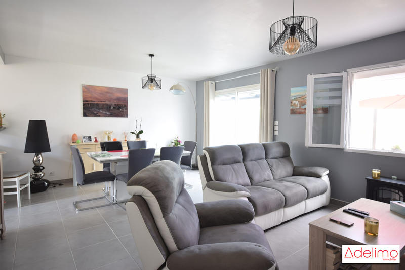 Maison traditionnelle - 85 m² - 4 pièces