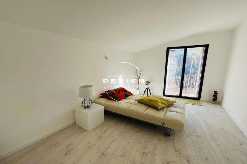 Maison - 307 m² - 7 pièces