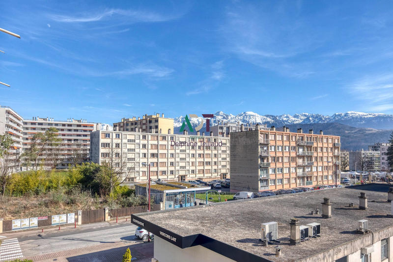 Appartement - 96 m² - 4 pièces