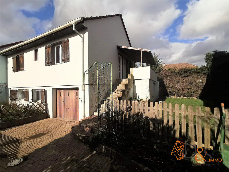 Maison - 95 m² - 6 pièces