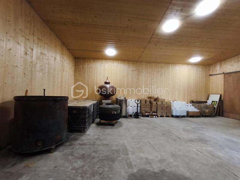 Propriété - 112 m² - 6 pièces