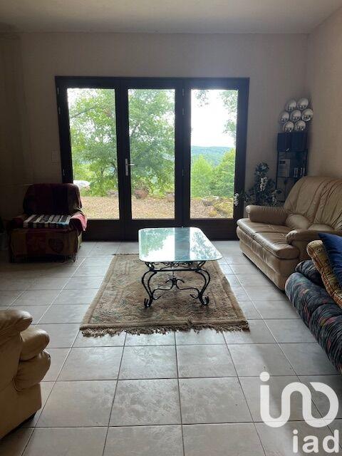 Maison - 180 m² - 6 pièces