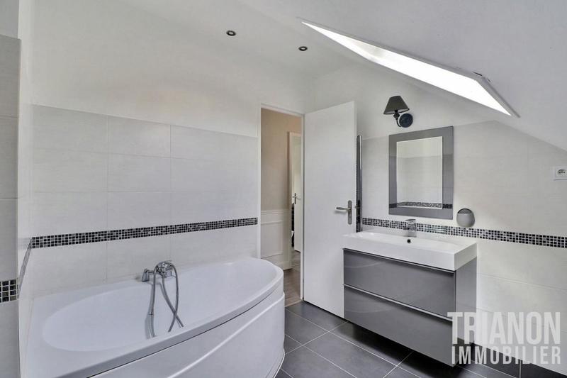 Maison - 120 m² - 7 pièces