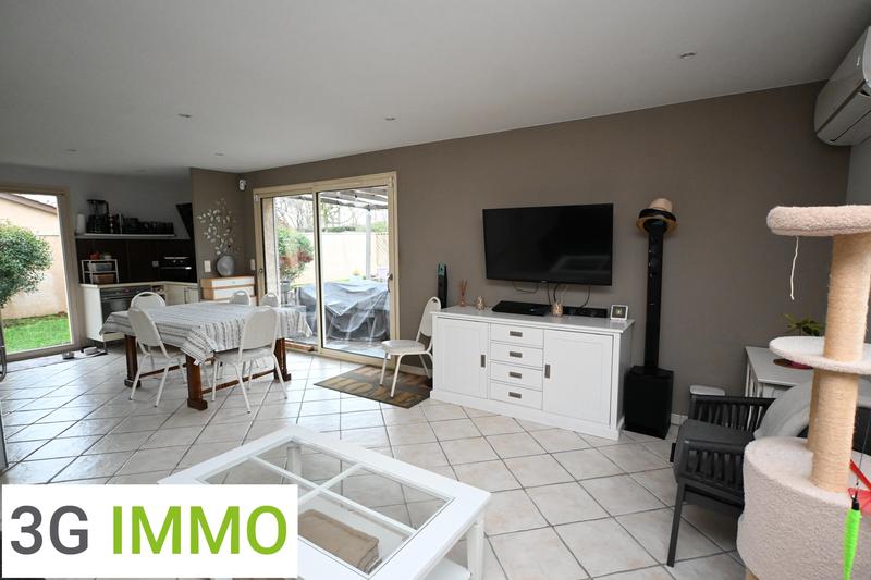 Villa - 100 m² - 6 pièces