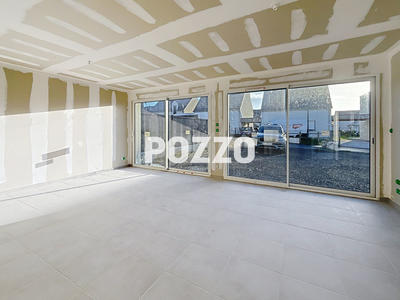 Maison - 94 m² - 5 pièces