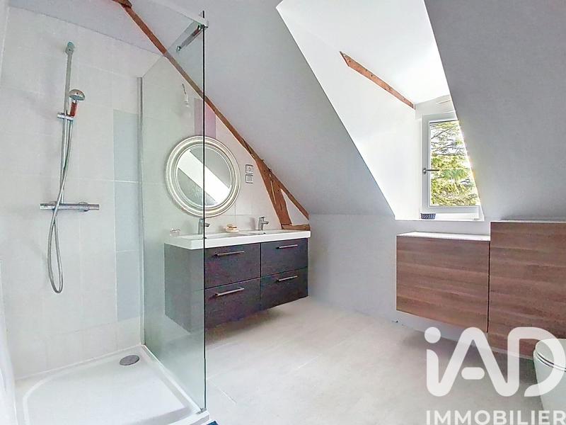 Maison - 317 m² - 11 pièces