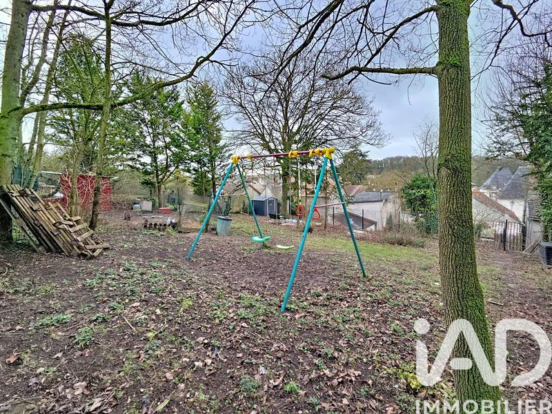 Maison - 200 m² - 8 pièces