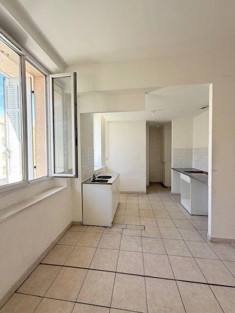 Appartement - 76 m² - 4 pièces