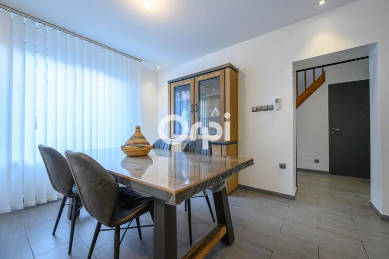 Maison - 128 m² - 5 pièces