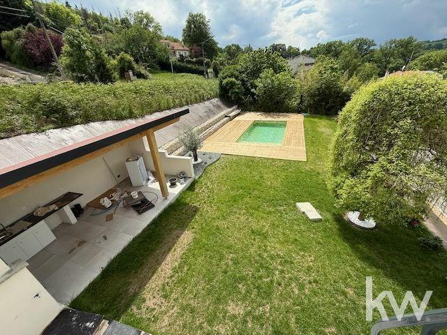 Maison - 135 m² - 7 pièces