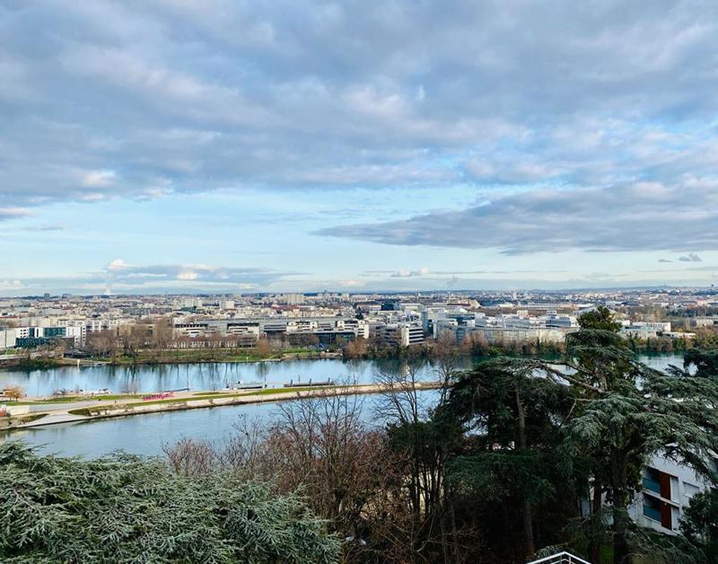 Appartement - 77 m² - 4 pièces