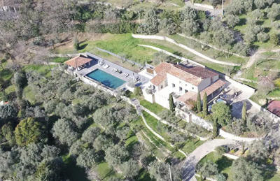 Villa - 360 m² - 6 pièces