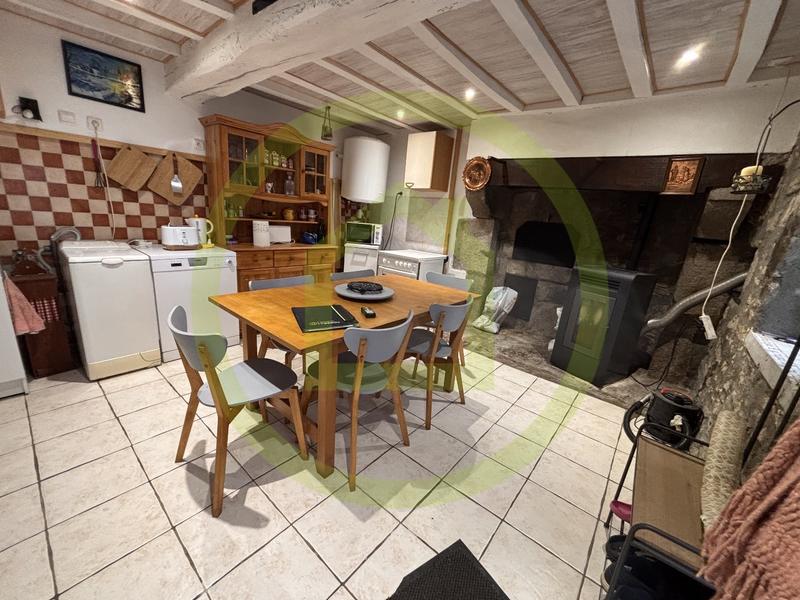 Maison - 128 m² - 8 pièces