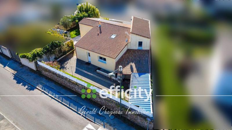 Maison - 152 m² - 5 pièces