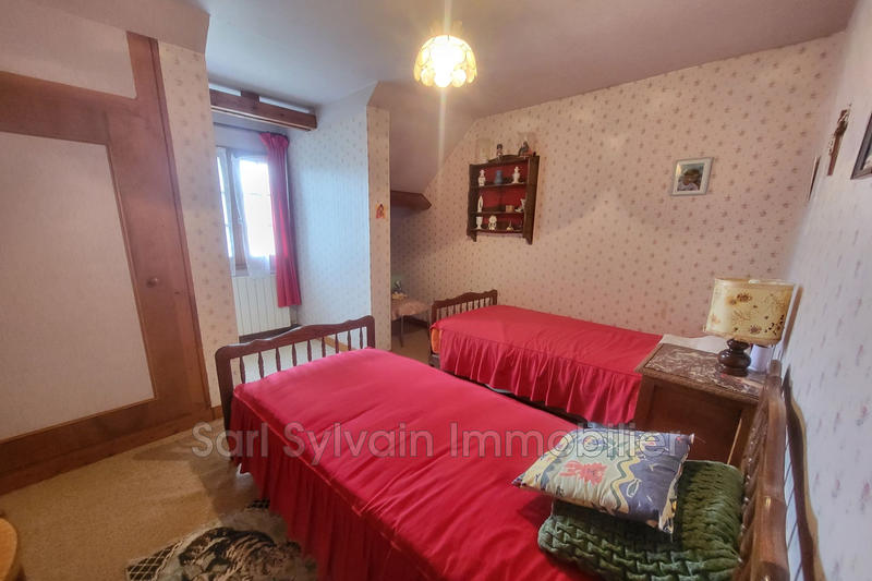 Maison - 178 m² - 7 pièces