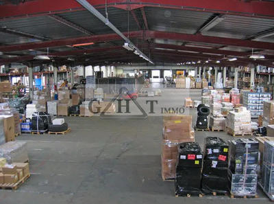 Entrepôt - 3 435 m²