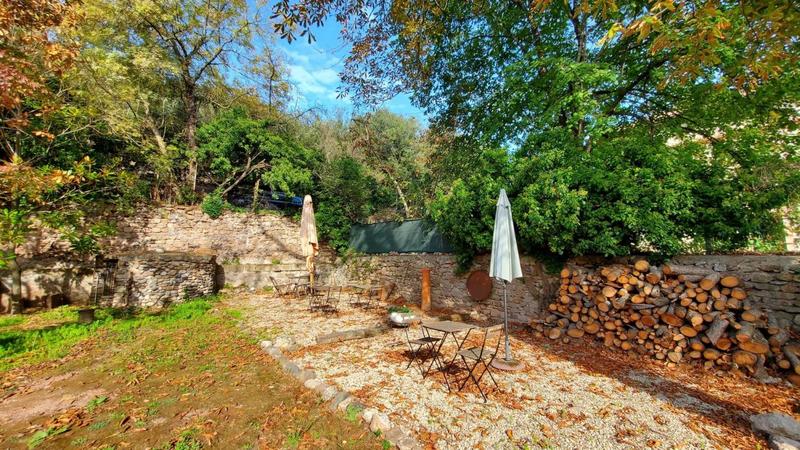 Maison de maîtres - 280 m² - 12 pièces