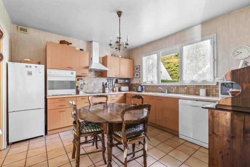 Maison - 160 m² - 8 pièces