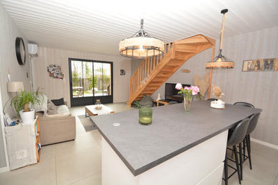 Maison - 84 m² - 4 pièces