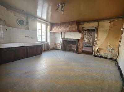 Immeuble - 155 m² - 6 pièces