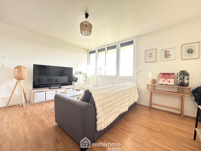 Appartement - 67 m² - 3 pièces