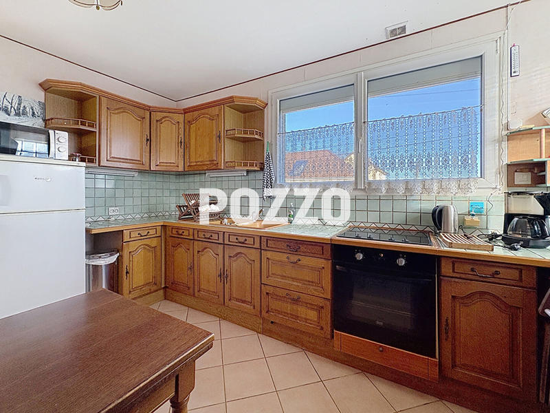 Maison - 95 m² - 6 pièces