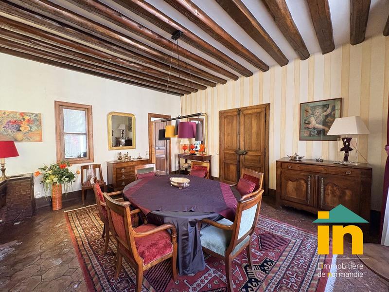 Maison de ville - 320 m² - 10 pièces