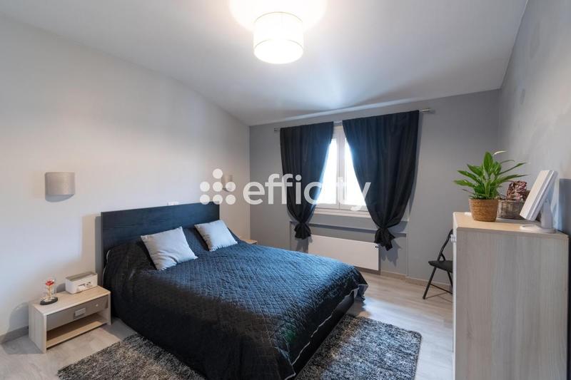 Pavillon - 100 m² - 5 pièces