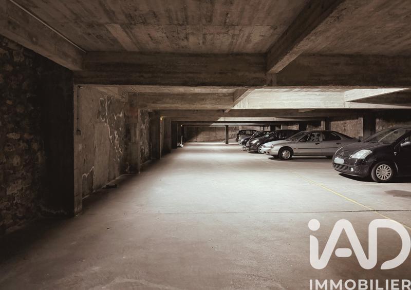 Parking - 10 m²