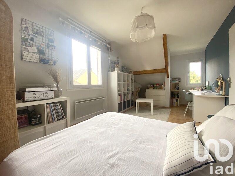 Maison - 142 m² - 7 pièces