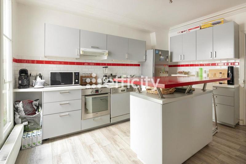 Appartement - 87 m² - 4 pièces