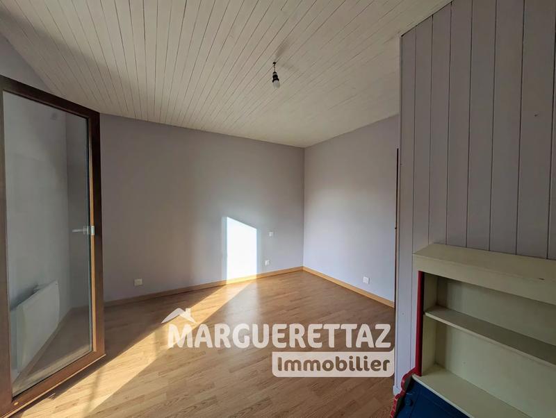 Maison jumelée - 84 m² - 5 pièces