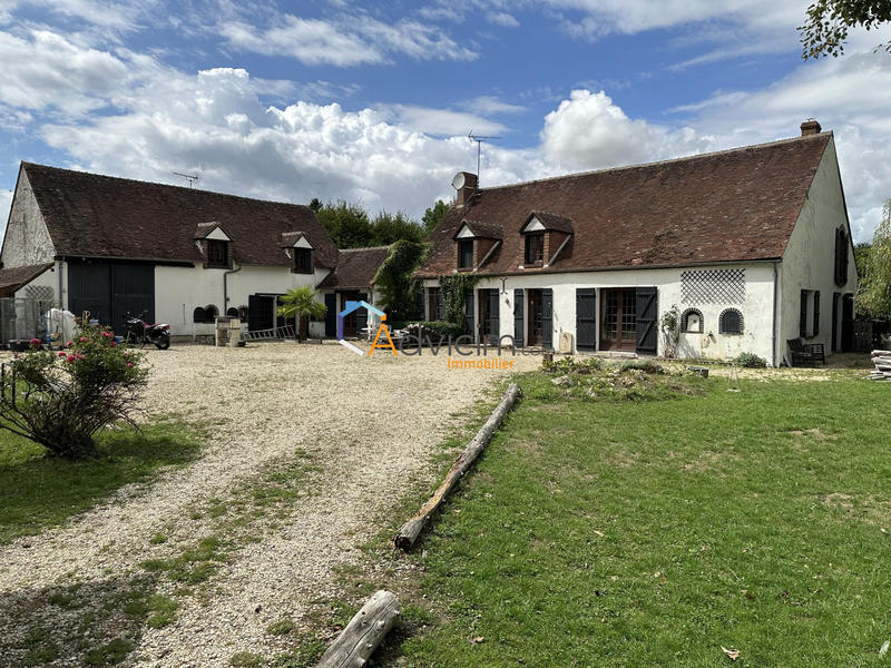 Maison - 347 m² - 14 pièces