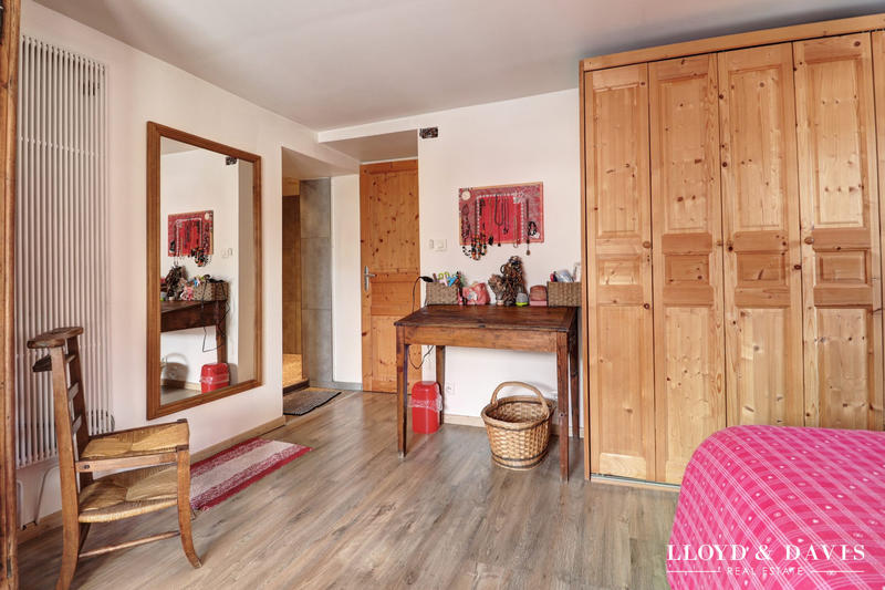 Maison - 194 m² - 8 pièces