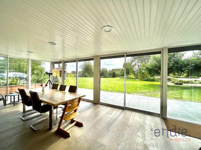 Maison - 275 m² - 8 pièces