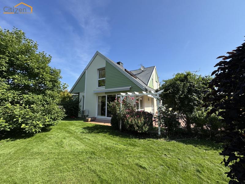 Maison contemporaine - 209 m² - 6 pièces