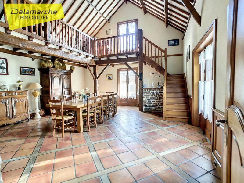 Maison - 190 m² - 9 pièces