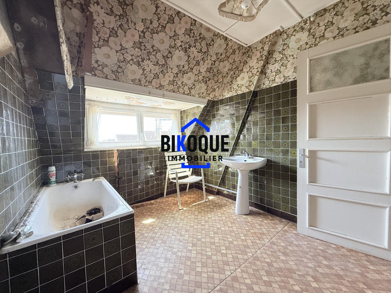 Maison - 87 m² - 5 pièces