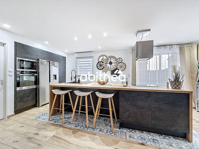 Maison - 100 m² - 5 pièces