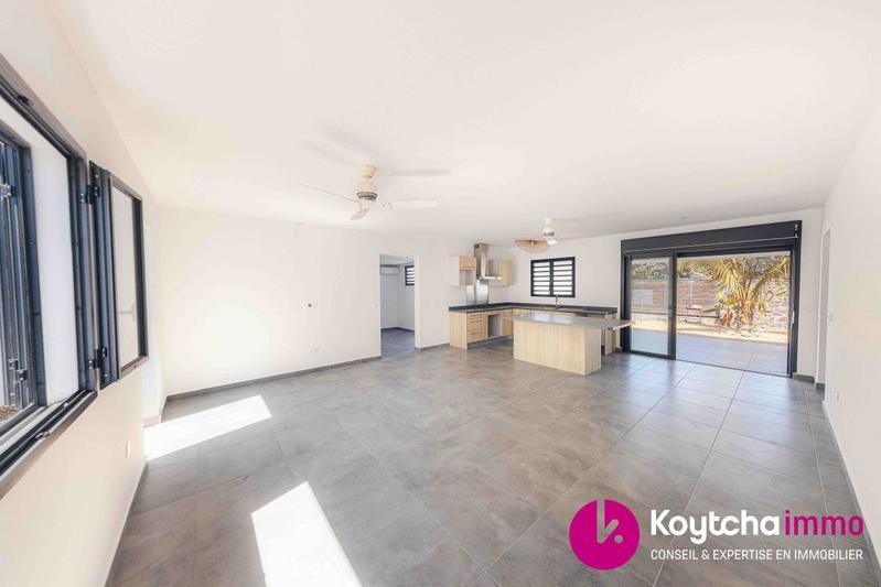 Maison - 120 m² - 4 pièces