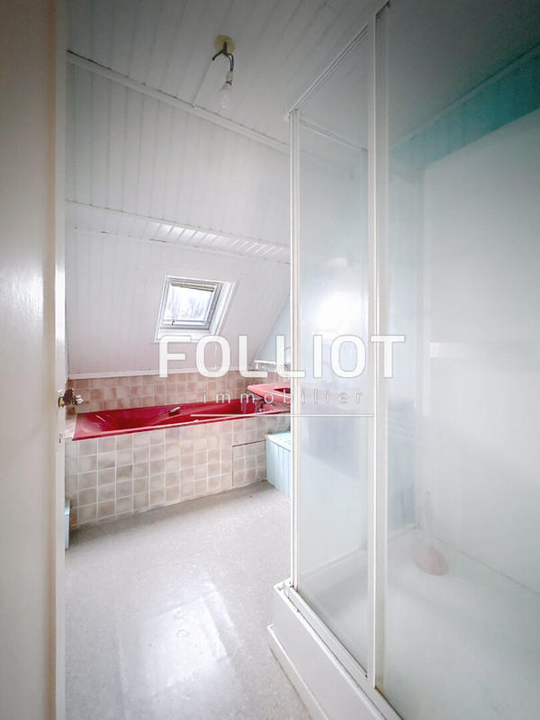 Maison - 138 m² - 7 pièces