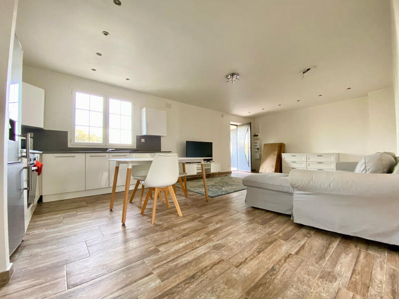 Appartement - 81 m² - 4 pièces