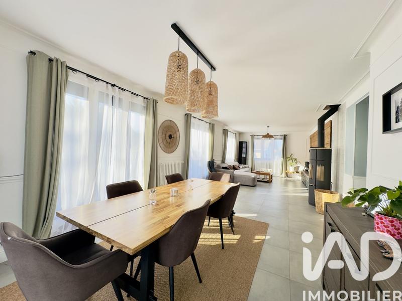 Maison - 145 m² - 6 pièces