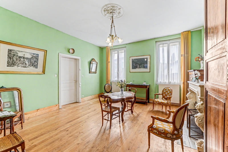 Maison - 176 m² - 6 pièces