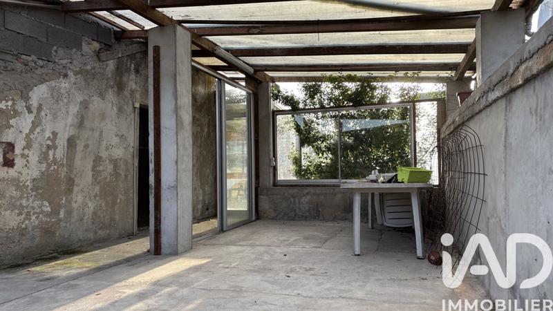 Maison - 300 m² - 13 pièces