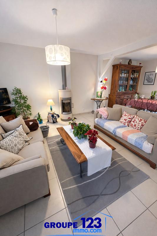 Maison - 251 m² - 8 pièces